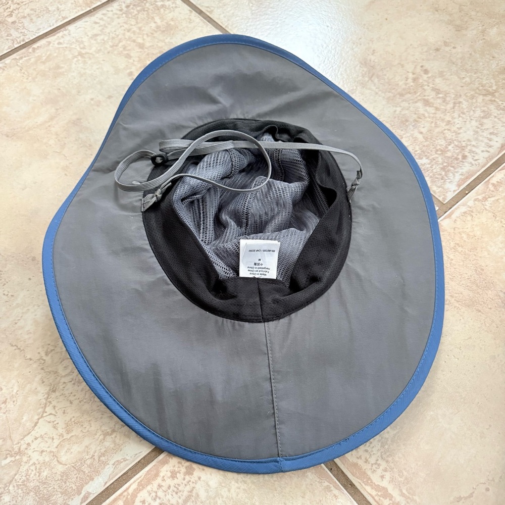 Outdoor Research Navy Sunbriolet Hat Unisex - Picture 8 of 9
